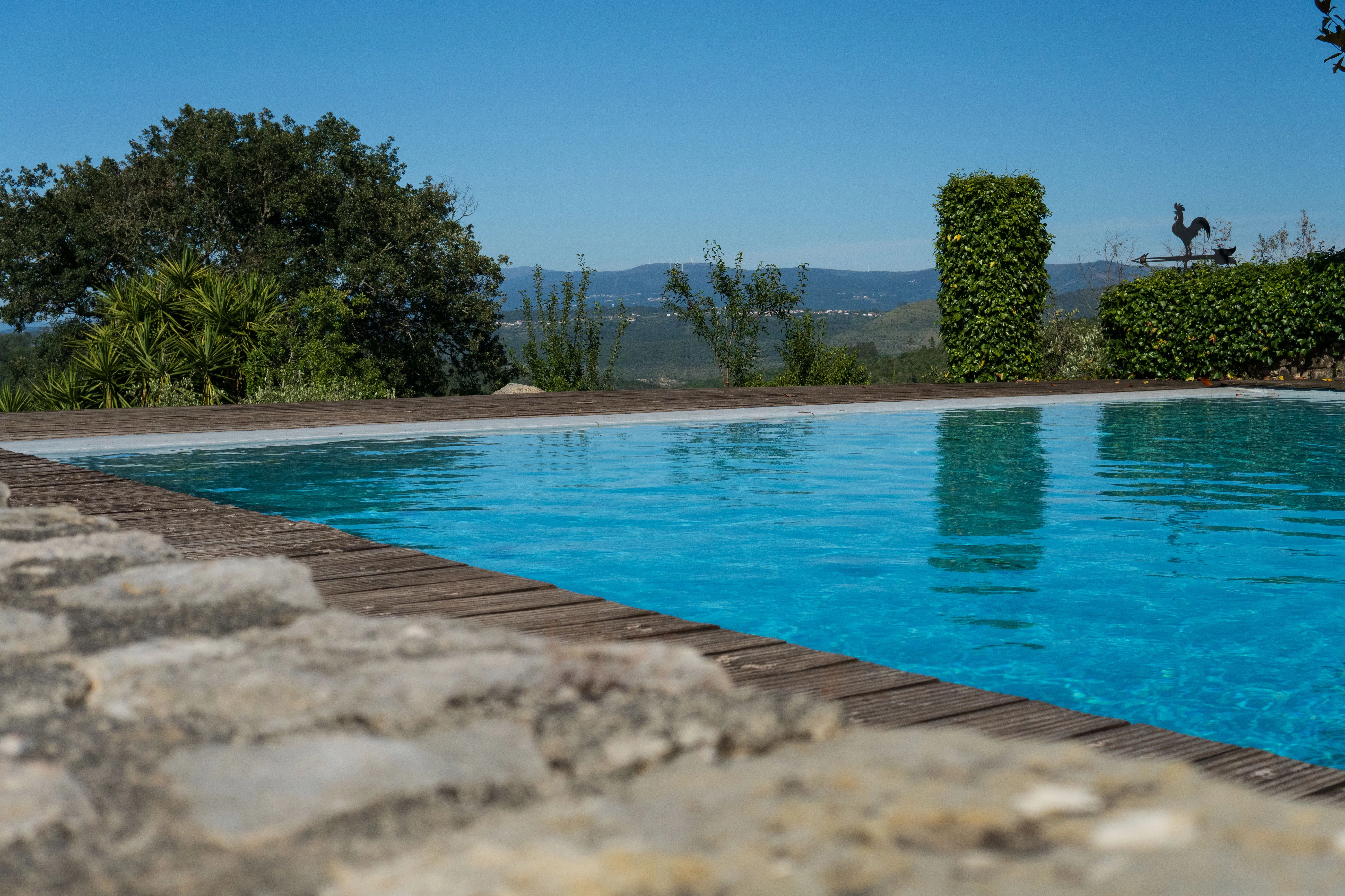 Piscina com cascata BL Piscinas